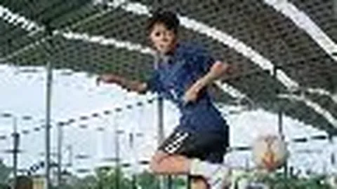 皇家馬德里1-0阿爾梅裏亞，阿拉巴補時任意球獲勝逆轉